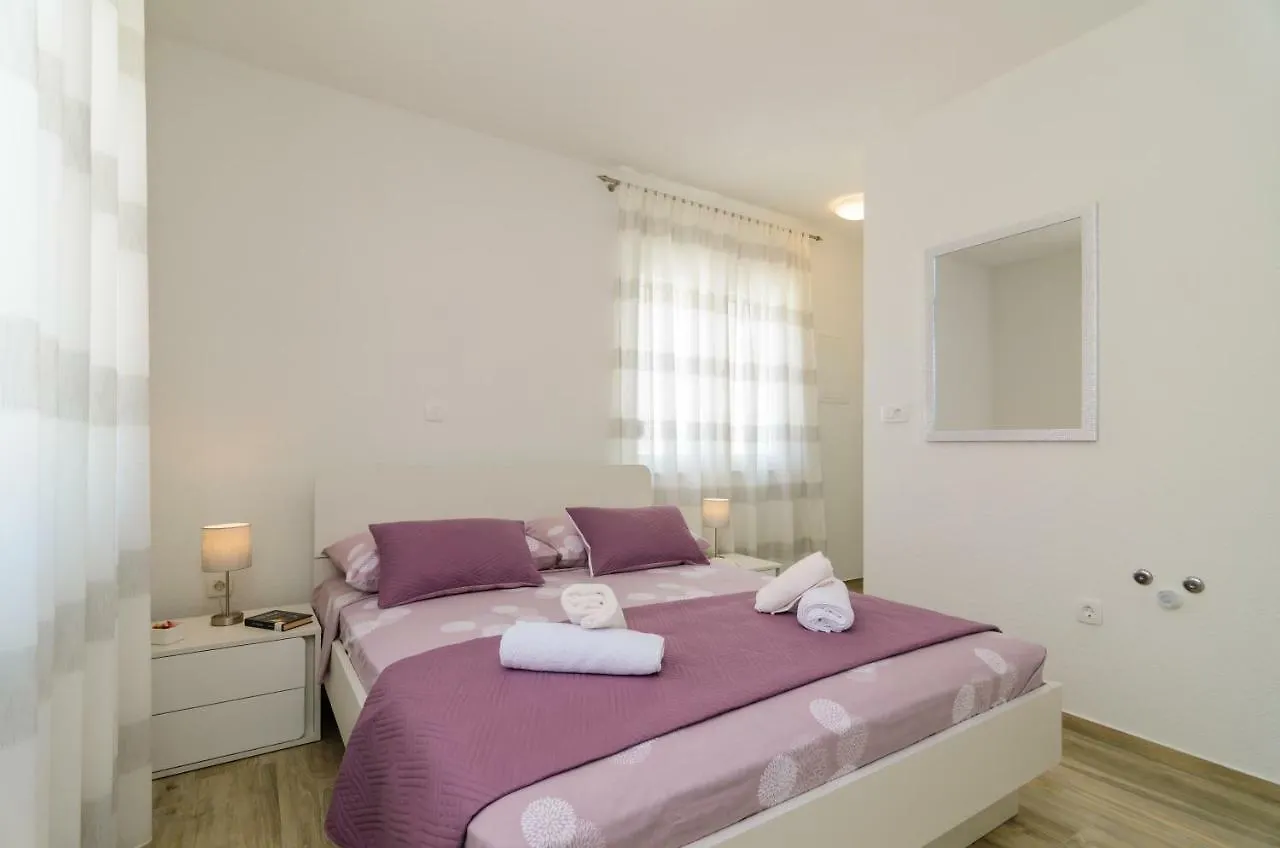 Privat Room Luka Zadar